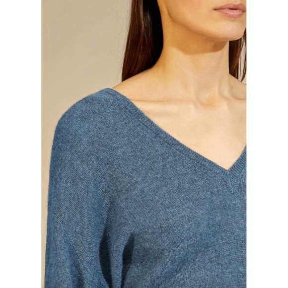 Khaite Sam Cashmere V-Neck Sweater Blue - Picture 2 of 7